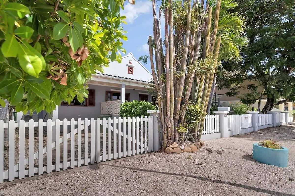 Вилла Beach House Sea You Soon On The Caribbean Sea Кралендейк